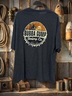 Bubba Gump Shrimp Co. Men's Charcoal Graphic Short Sleeve Tee